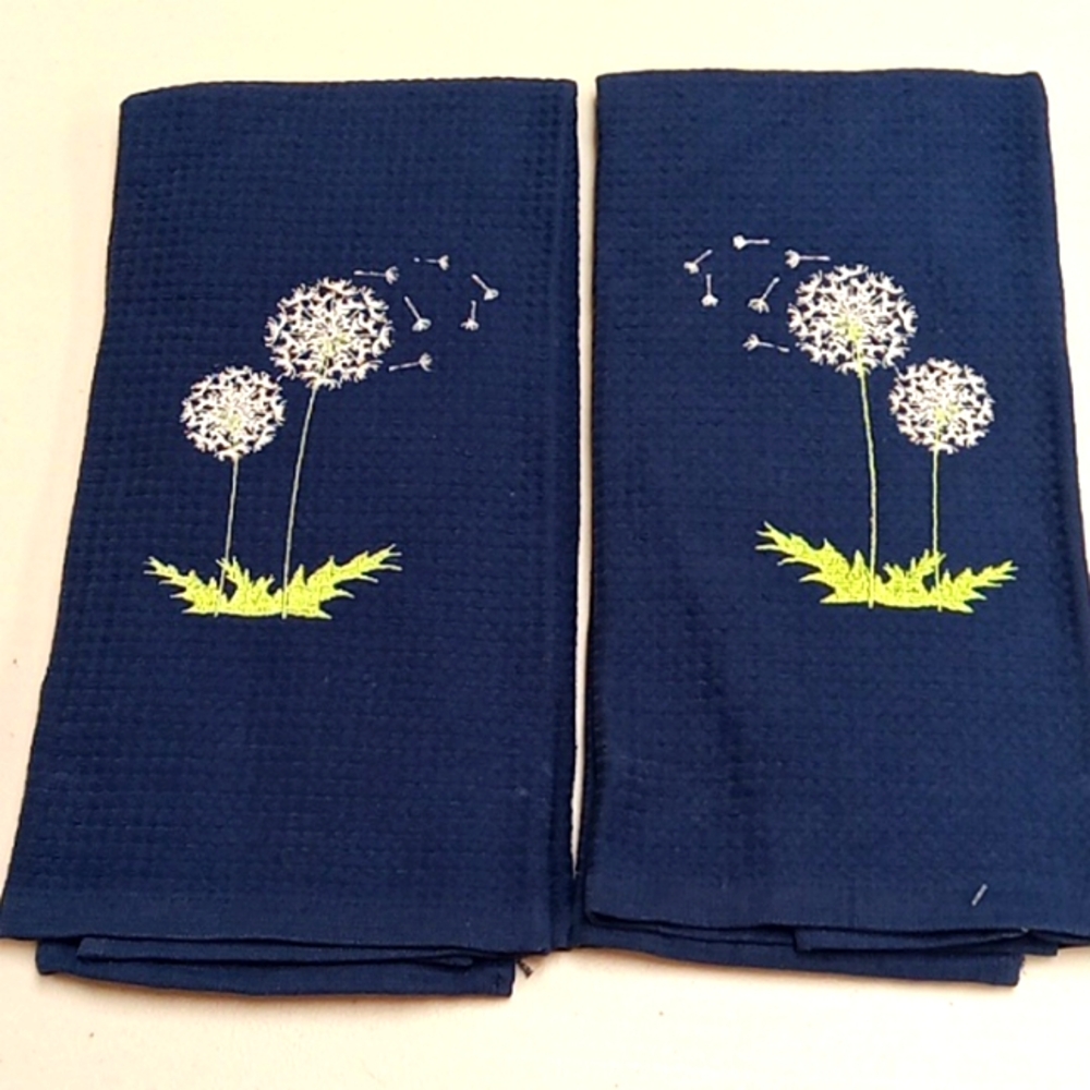 Nwot handcrafted embroidered dish towels